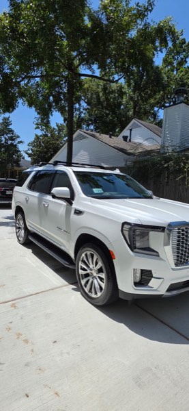 Detailed GMC Yukon Denali